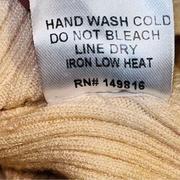 Lilly’s Kloset Hot!🔥 Form fitting  Dress - Picture 15 of 15